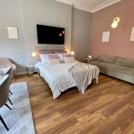 Studio For 3 Near Regents Park N5 런던 외부 사진
