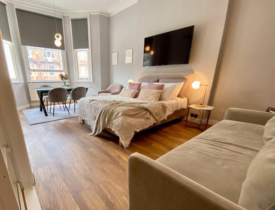 Studio For 3 Near Regents Park N5 런던 외부 사진