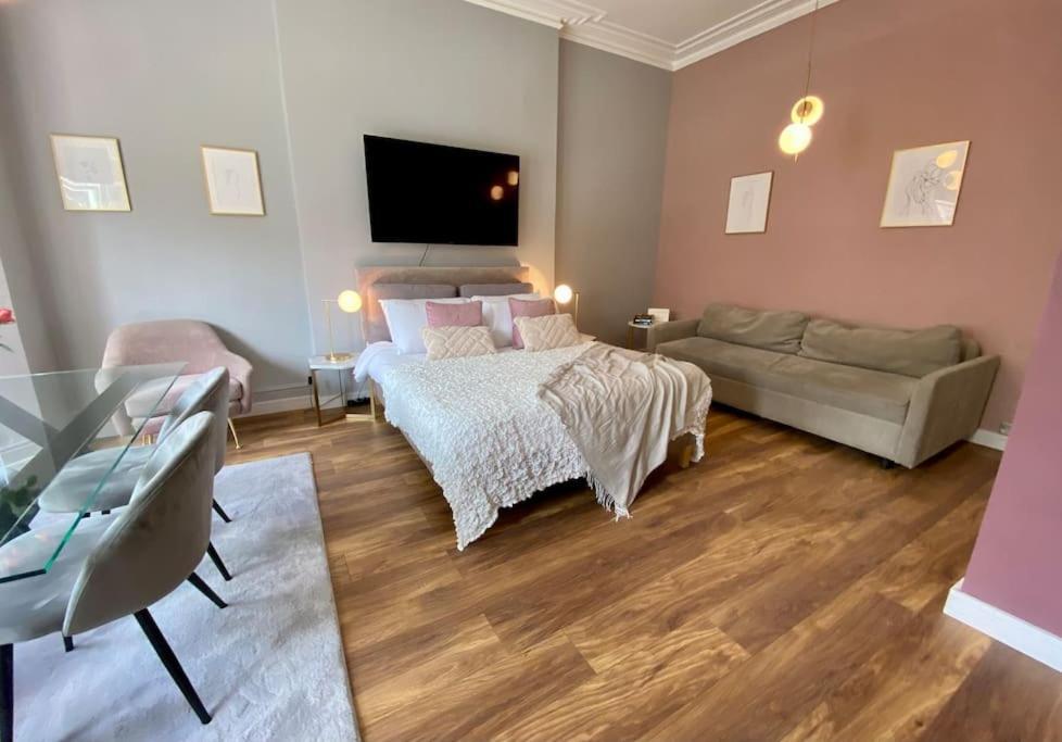 Studio For 3 Near Regents Park N5 런던 외부 사진