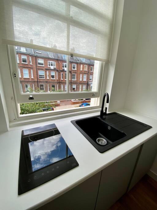 Studio For 3 Near Regents Park N5 런던 외부 사진